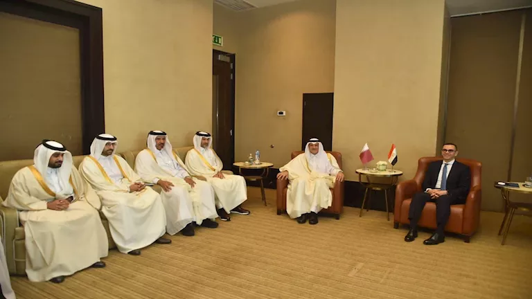 وزير الاستثمار يبحث مع نظيره القطري دعم تعزيز التعاون بين البلدين