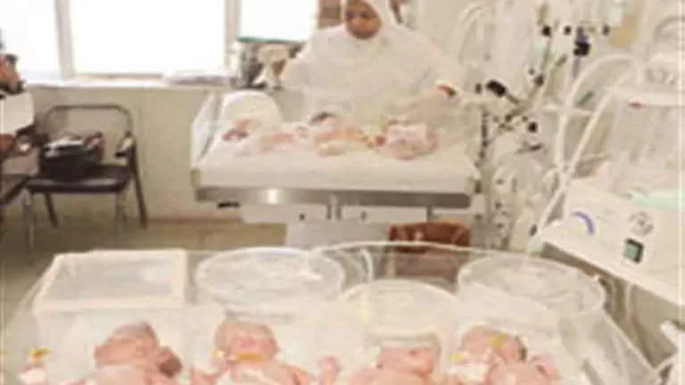 غزالة والسبع توائم.. "كارثة طبيعية" تتجسّد في بيت بسيط بالبحيرة (صور) 