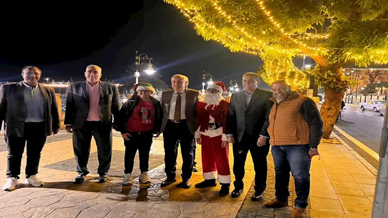 على الأقدام.. محافظ الأقصر يتابع استعدادات “الكريسماس” ليلًا (صور)