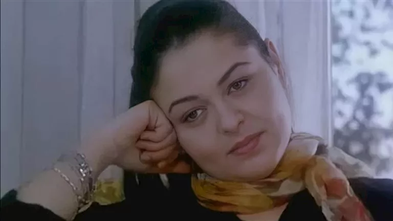 الصور الأولى لموقع حريق شقة الفنانة نيفين مندور بالإسكندرية