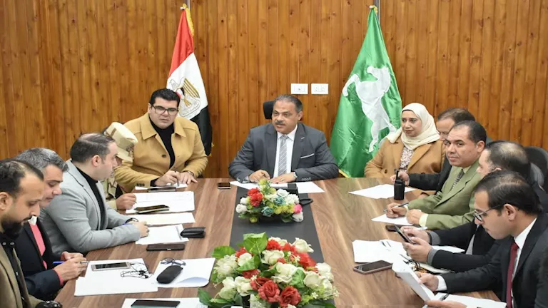 محافظ الشرقية من غرفة العمليات: انتظام كامل للجان الإعادة بجميع المراك