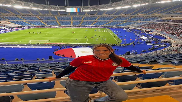 5 صور لاحتفال أليسيا يانكون مع الخطيب بفوز منتخب مصر على جنوب أفريقيا 