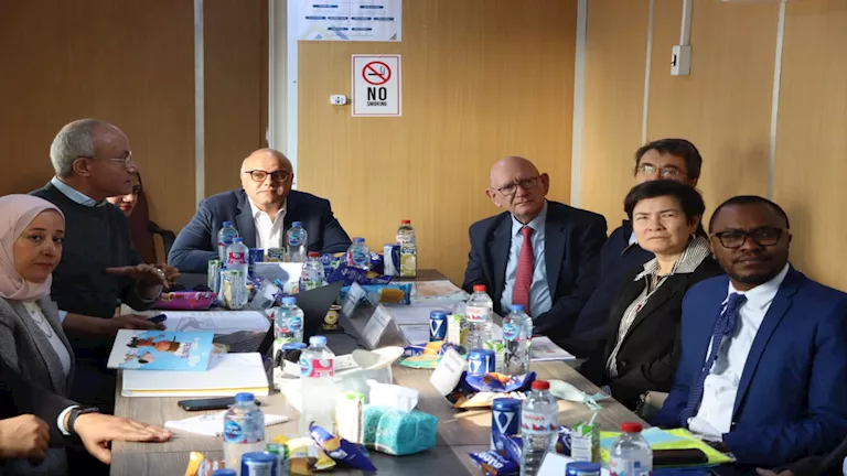 محافظ القليوبية يستقبل وفد البنك الدولي لتفقد إنشاءات المحطة الوسيطة ب