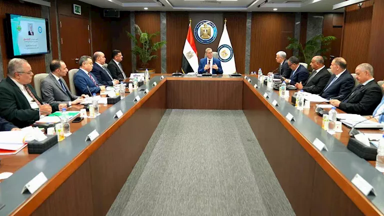 فوسفات مصر تطلق مجمع أسمدة ضخم بالعين السخنة