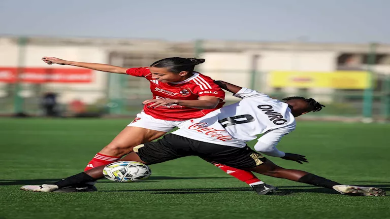 نادين غازي تصنع التاريخ.. أول مصرية تسجل في القمة