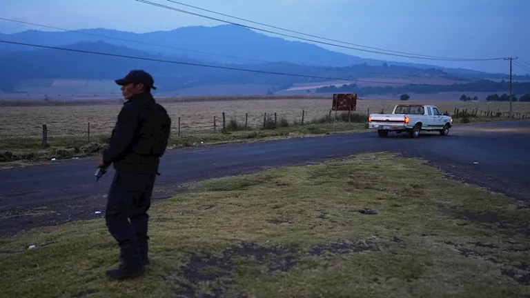 مقتل وإصابة 9 أشخاص في تفجير استهدف مركزا للشرطة بالمكسيك