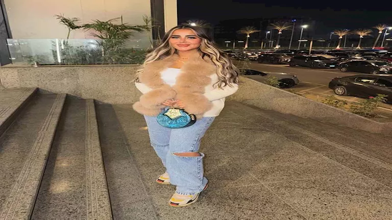 4 صور لزوجة إمام عاشور والجمهور يعلق