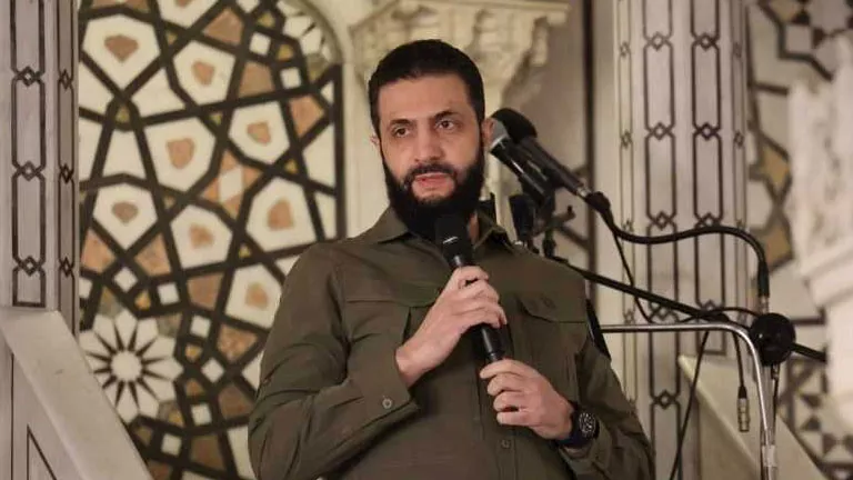 الشرع من احتفالات سقوط الأسد: “لن يقف في وجهنا أحد مهما كبر”