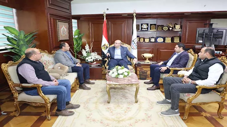 خط إنتاج جديد لتجفيف الحاصلات وتطوير مراكز حرفية ببني سويف (صور)