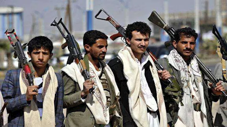 مصدر يمني: مغادرة معظم أعضاء الحكومة اليمنية عدن