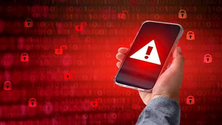 “مصر ضمن 150 دولة”.. علامات تكشف اختراق هاتفك بعد التحذيرات السيبرانية