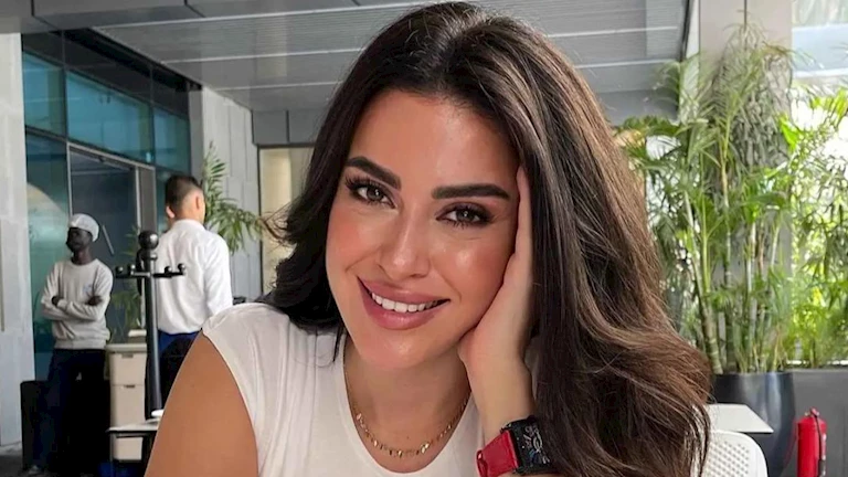 بالفيديو.. ميرنا نور الدين تحسم جدل شائعة ارتباطها بـ أحمد العوضي