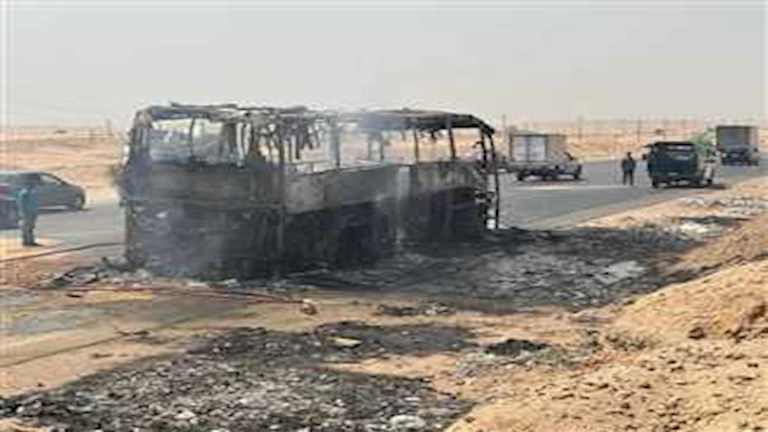 حريق يلتهم أتوبيسا في القناطر وتحرك المطافي يمنع كارثة