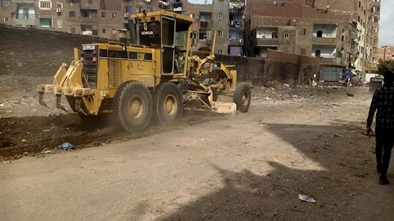 صور.. بدء تطوير شارع الرشاح “مصرف مسطرد” بالقليوبية بتكلفة 5
