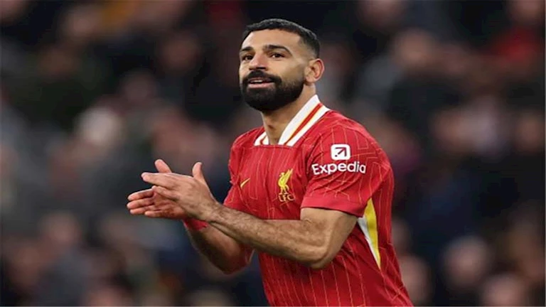 جاري نيفيل يعلق على أداء محمد صلاح مع ليفربول قبل مباراة نهائي كاراباو