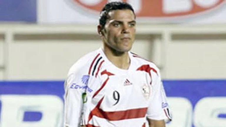 عمرو زكي ينفي شائعة مرضه ويستغرب من مروجها: "مين ليه مصلحة؟"