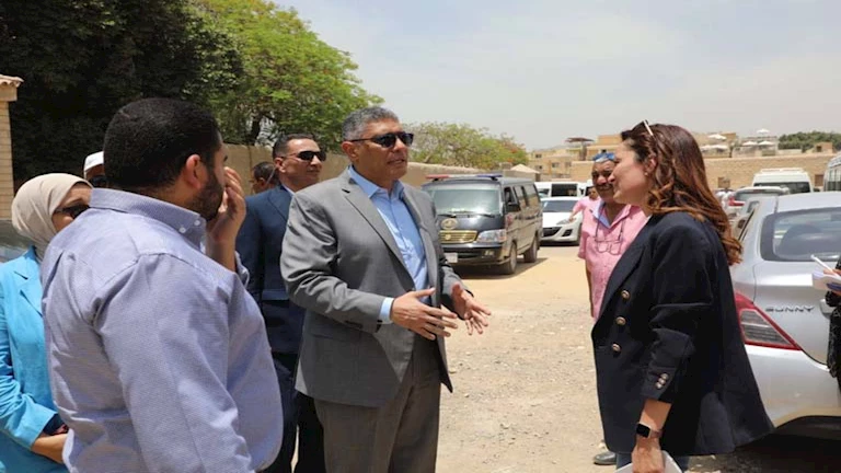 محافظ الجيزة يعلن تطوير ورفع كفاءة طريق أبو الهول السياحي – (صور)