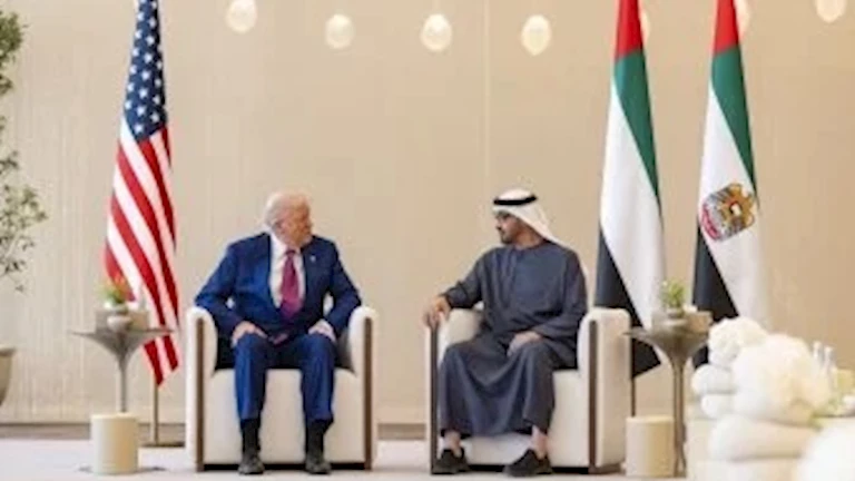 ترامب يدعو رئيس الإمارات لزيارة البيت الأبيض
