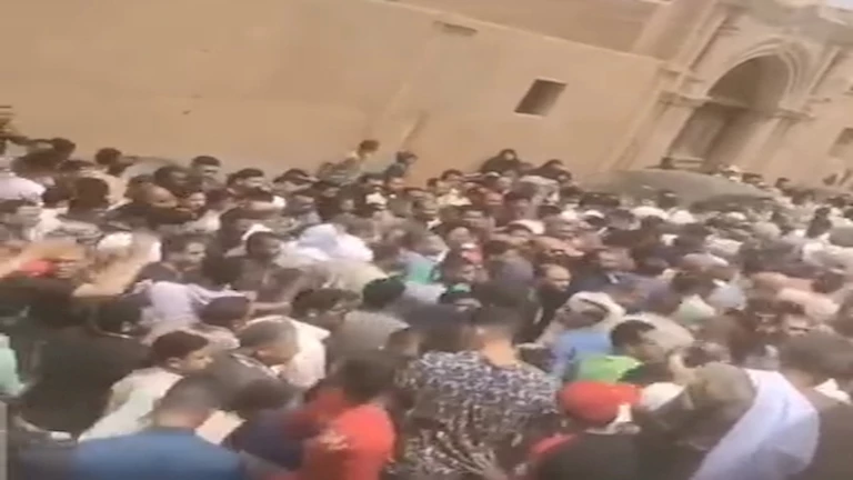 حزنا على ابنها.. وفاة سيدة بعد ساعات من مصرع نجلها في بني سويف