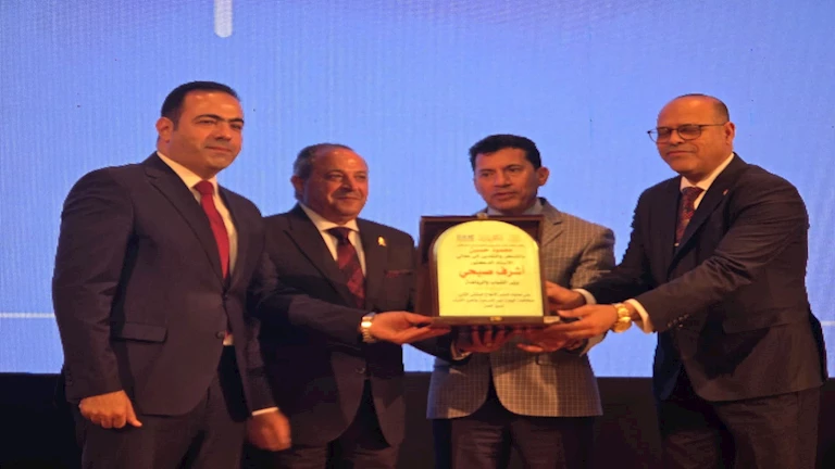 قفزة تاريخية في تحويلات المصريين.. رئيس اتحاد شباب الخارج: تدريب 10آلاف للسفر للخارج سنويًا