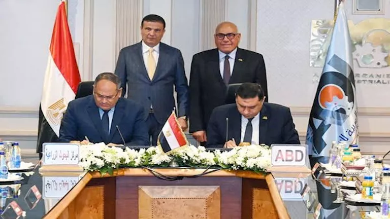 “العربية للتصنيع” و”الزراعة” توقعان اتفاقًا في مجال التصنيع الزراعي وح