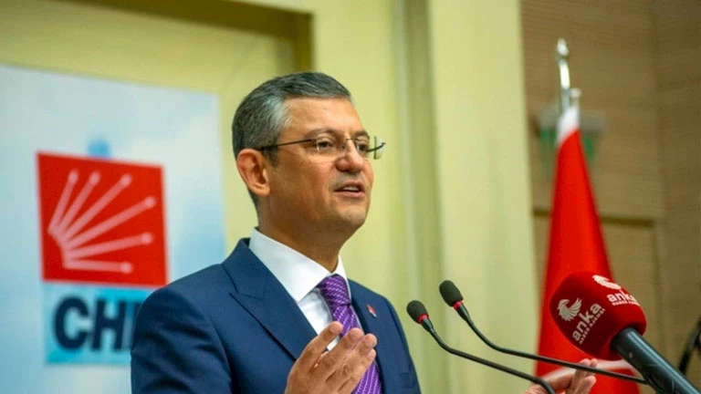زعيم حزب المعارضة التركي يعلق على حادث الاعتداء عليه: اللكمة تزيد من عزيمتنا