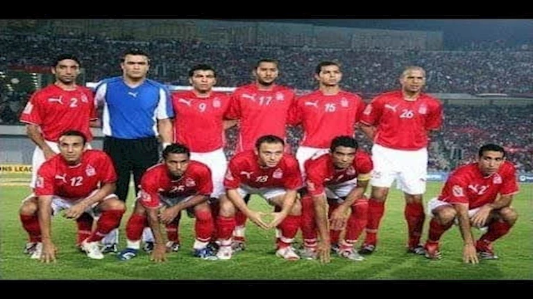 "جوزيه قاللنا انتوا لسه طايرين".. عبداللاه جلال يكشف كواليس برونزية الأهلي 2006