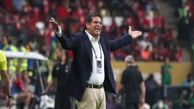 "لن أكون سعيدا".. نجم الزمالك السابق يعلق على تعيين أيمن الرمادي مديرا فنيا للفريق