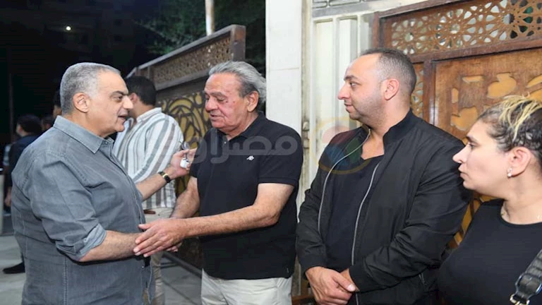 25 صورة من عزاء حماة المنتج محمد السبكي بحضور نجوم الفن والإعلام