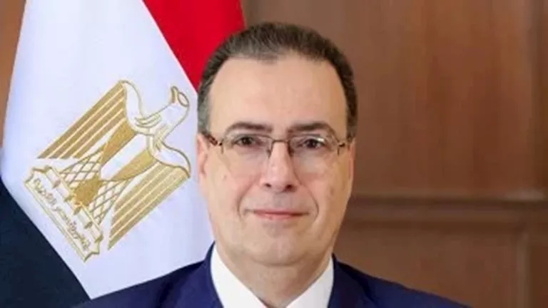 4 جهات حكومية تطلب موظفين.. رئيس “التنظيم والإدارة” يكشف التفاصيل