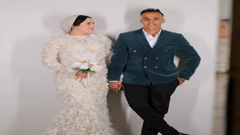 23 صورة وأبرز المعلومات عن زوجة ناصر منسي لاعب الزمالك