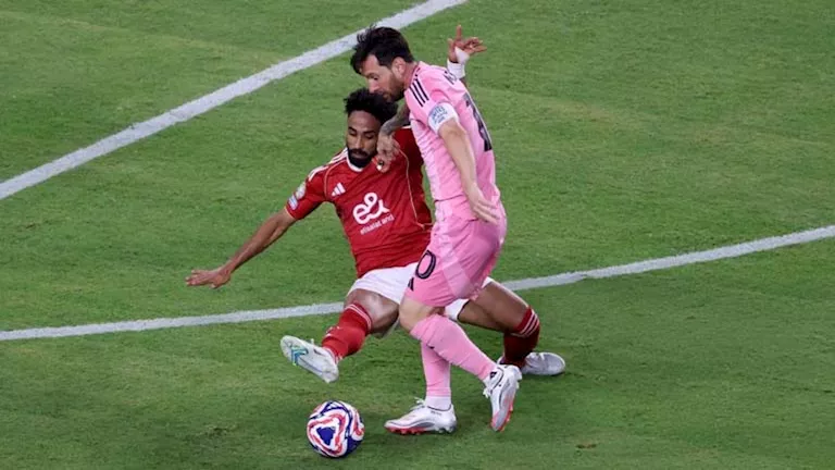 الأهلي في مأزق.. كيف ينجو من تساوي النقاط مع إنتر ميامي؟