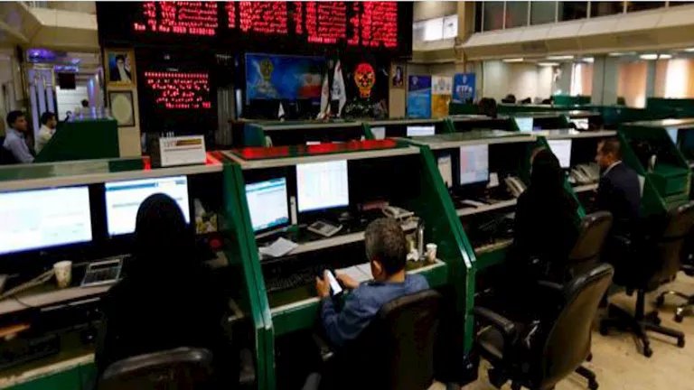 بورصة طهران تعود إلى التداول بعد 80 يوماً من التوقف بسبب الحرب
