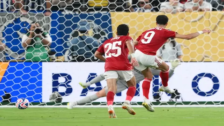 "وسام أبو علي يتألق بهاتريك أمام بورتو ويثير إعجاب كأس العالم للأندية"
