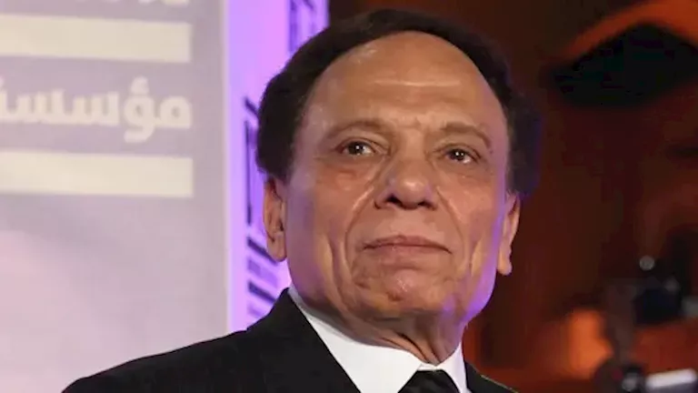أحدث ظهور .. أكرم السعدني ينشر صورة جديدة للزعيم عادل إمام