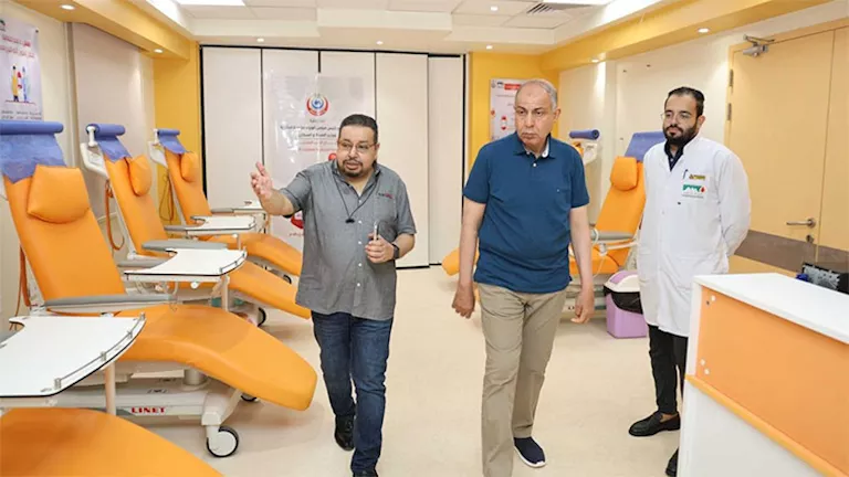 محافظ المنيا يشهد الاستعدادات النهائية للاحتفال باليوم العالمي للتبرع بالدم