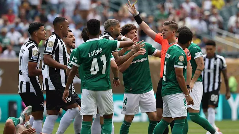 أول تعليق من مدرب بوتافوجو بعد توديع كأس العالم للأندية