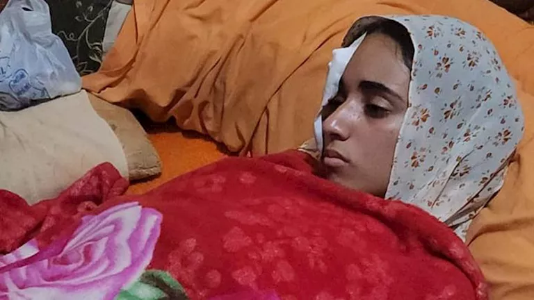 ناجية من حادث المنوفية: "الطريق وحش وزميلاتي المتوفيات تعرضن لحوادث سابقة عليه"