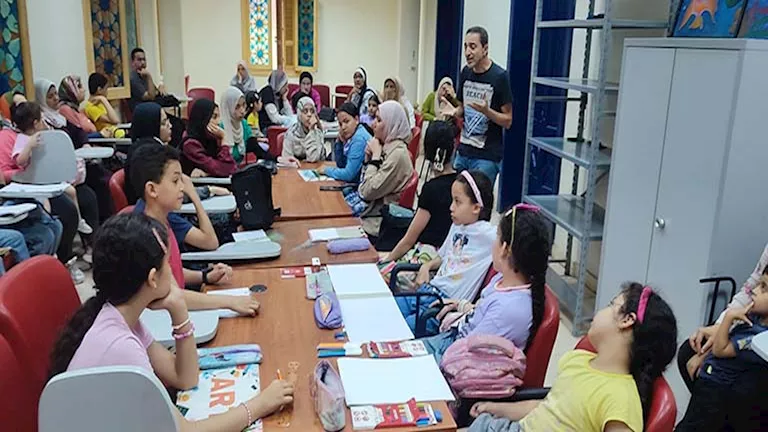 رسم وغناء وتمثيل.. اكتشف موهبة ابنك داخل مركز الإبداع بالبحيرة- صور