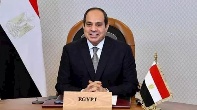 محافظ أسوان يهنئ الرئيس السيسي بذكرى ثورة 30 يونيو المجيدة