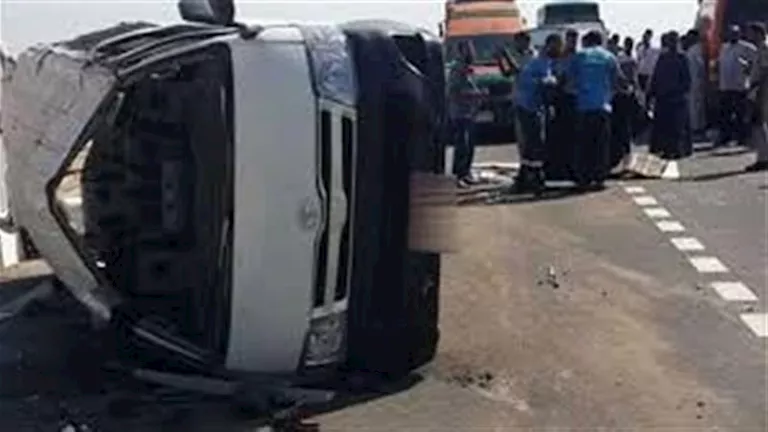 فتاة تودع الحياة و17 بين دماء وصراخ.. ماذا جرى على طريق وادي النطرون؟