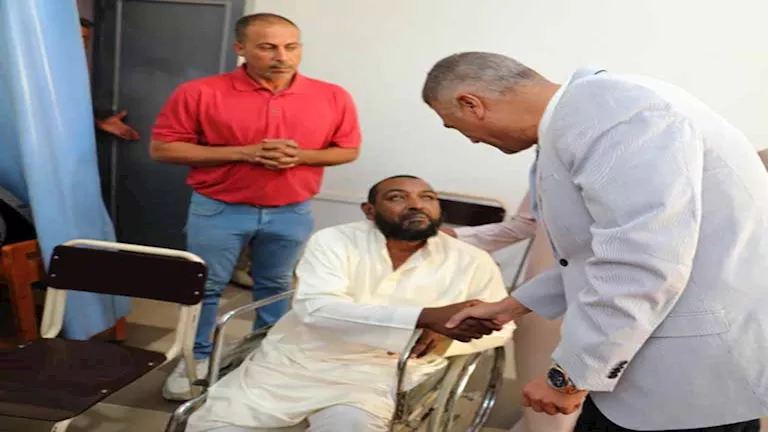 بالصور.. محافظ أسوان يسلم الأطراف الصناعية لـ110 مستحقين