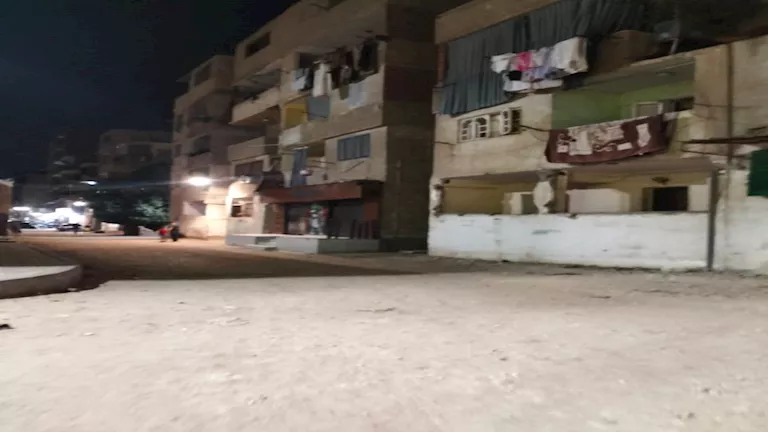شاهد عيان بجريمة حلوان: المتهم قتل أخت مراته وابنها وقعد يشرب “سكلانس”