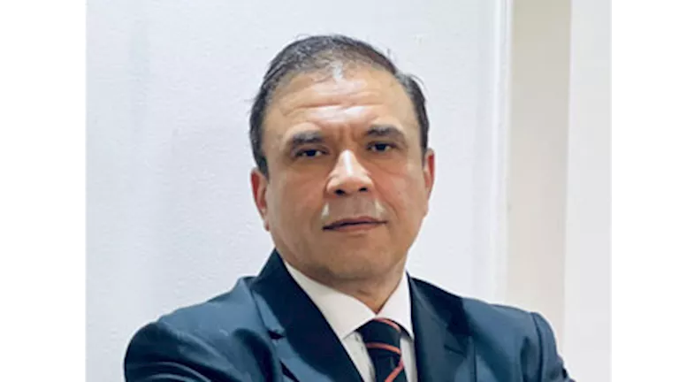حكم نهائي.. الجنح تبرئ المهندس مدحت بركات من تهمة التعدي على أملاك الدولة
