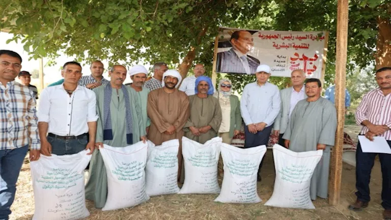 استخراج 438 ألف كارت فلاح وتوزيع 95 ألف طن أسمدة خلال عام با