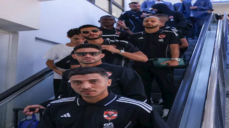 الأهلي يستعيد لاعبه قبل مواجهة شبيبة القبائل الجزائري 