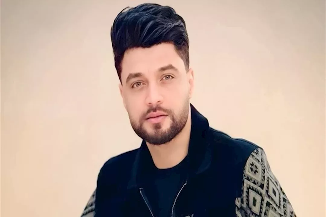 مطرب المهرجانات أحمد عامر