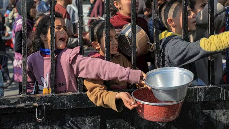 لا يوجد تجويع في غزة وصور الأطفال الضعفاء ملفقة