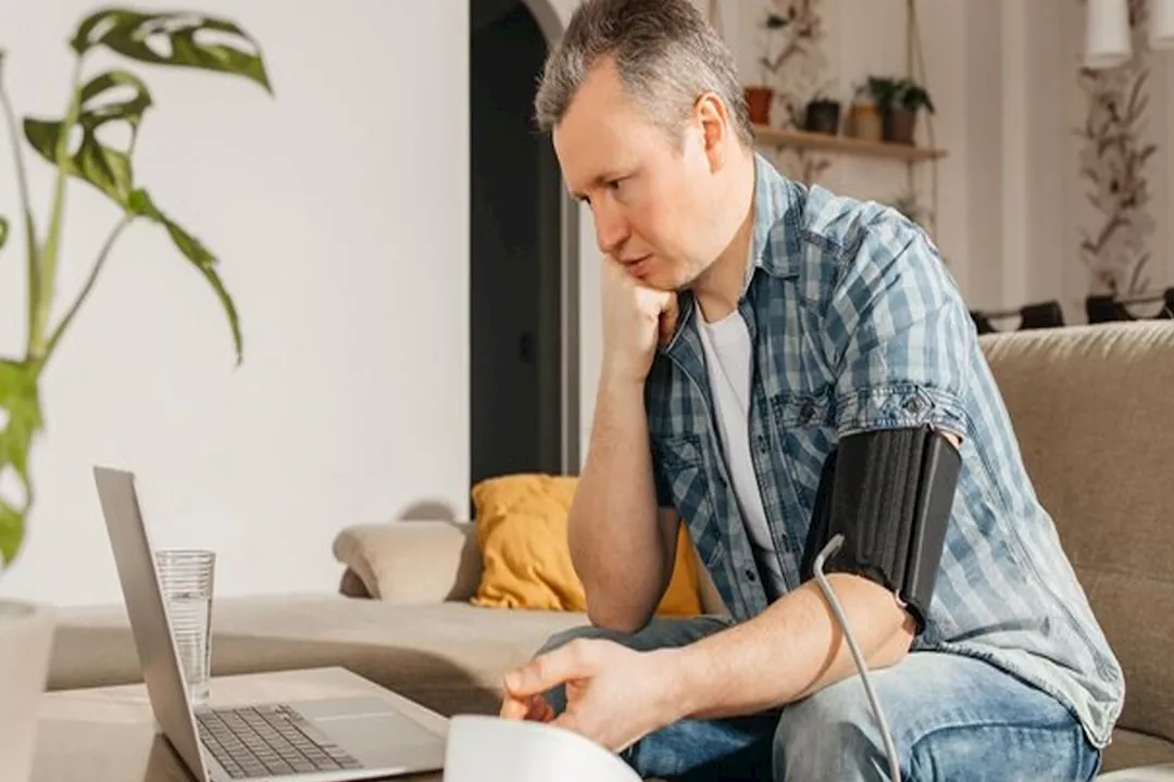 العلاقة الرقمية بارتفاع ضغط الدم