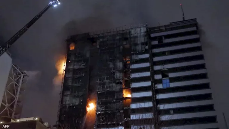 قنص من الأسطح ودفن دون غُسل.. شهادات مروعة داخل المستشفيات الإيرانية